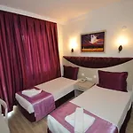 Almena 4*
