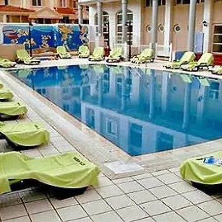Almena 4*