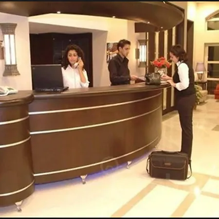 Отель Almena 4*