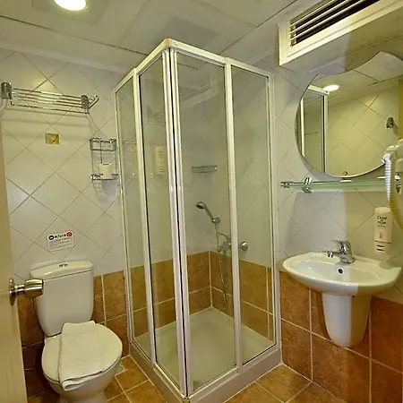 Almena Hotel