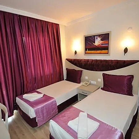 Hotel Almena 4*