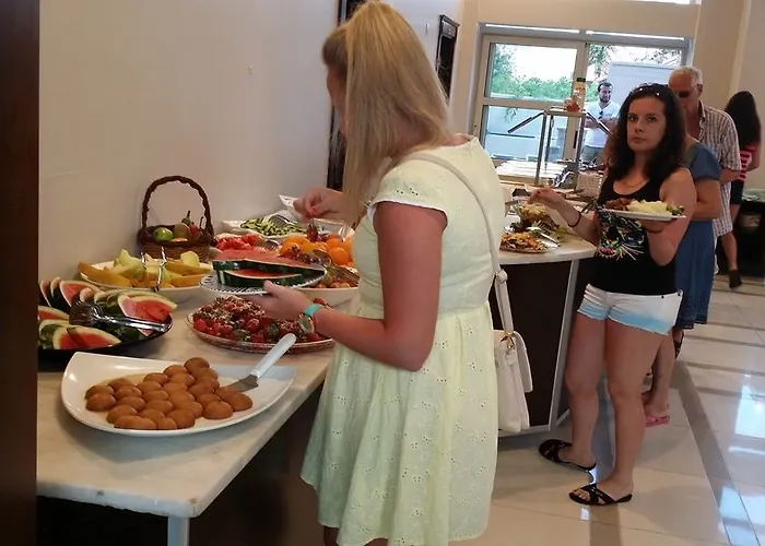 Almena Hotell