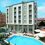 מלון Almena 4*