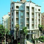 Almena מלון